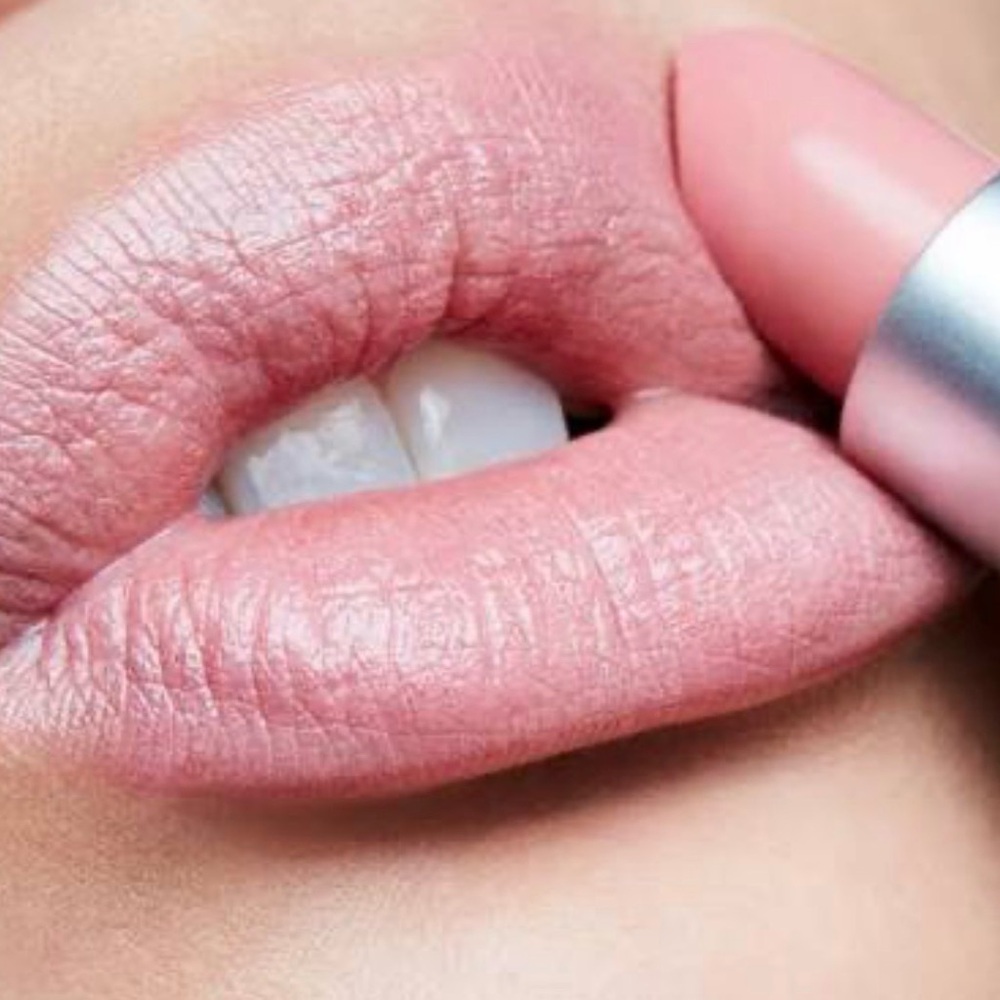 VAULTED ~ MAC ~ ‘203 CRÈME CUP’ Cremesheen Lipstick ~ Full Size 3 g ~ RARE ~ NIB